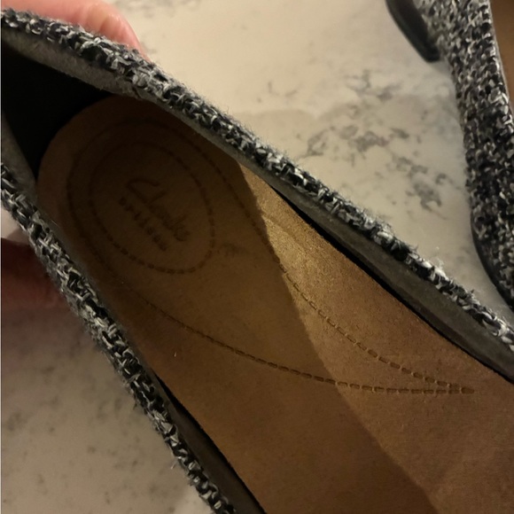 Clarks NWT sz6.5 Kesha Rosa Tweed and Black Patent Leather  Women's Flats - Picture 8 of 9